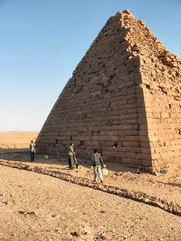 MISSION D'INVESTIGATION ET DE RESTAURATION DES PYRAMIDES DU JEBEL BARKAL – SOUDAN - S.C.N.